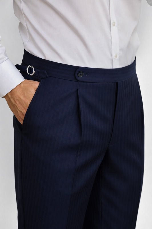 Wollhose mit Side Adjusters für Herren in Navy Herringbone
